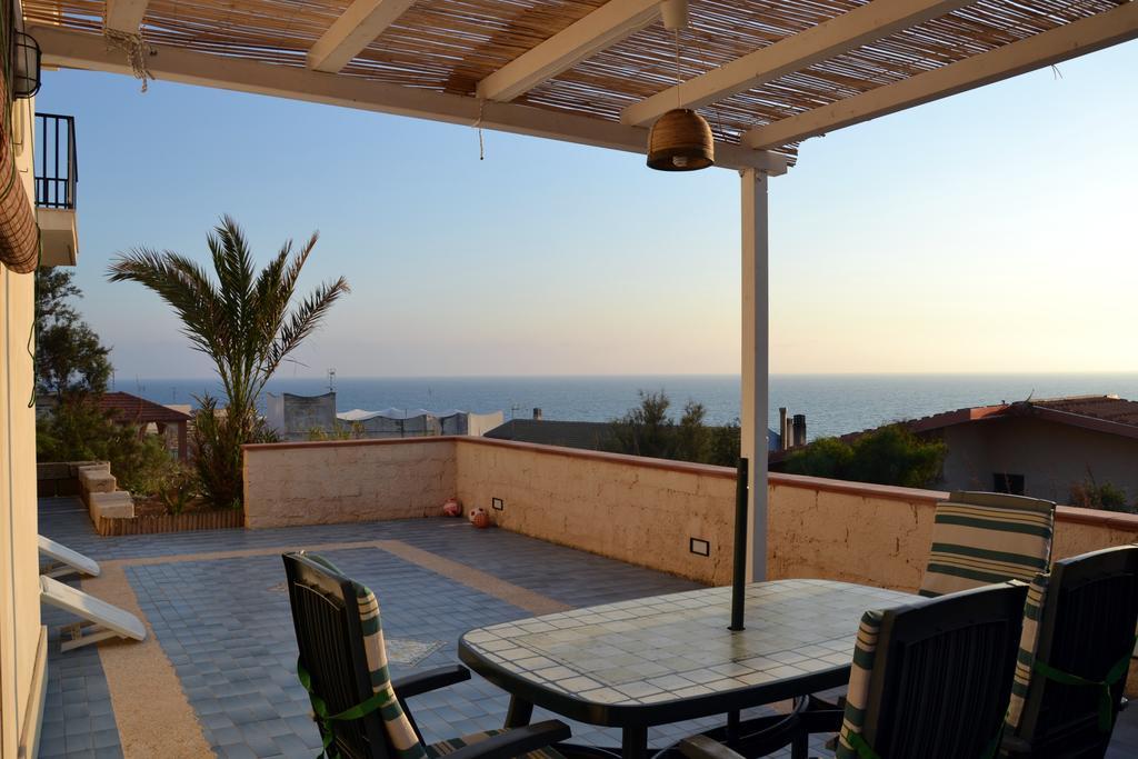 Le Terrazze Sul Mare Villa Cava dʼAliga Dış mekan fotoğraf